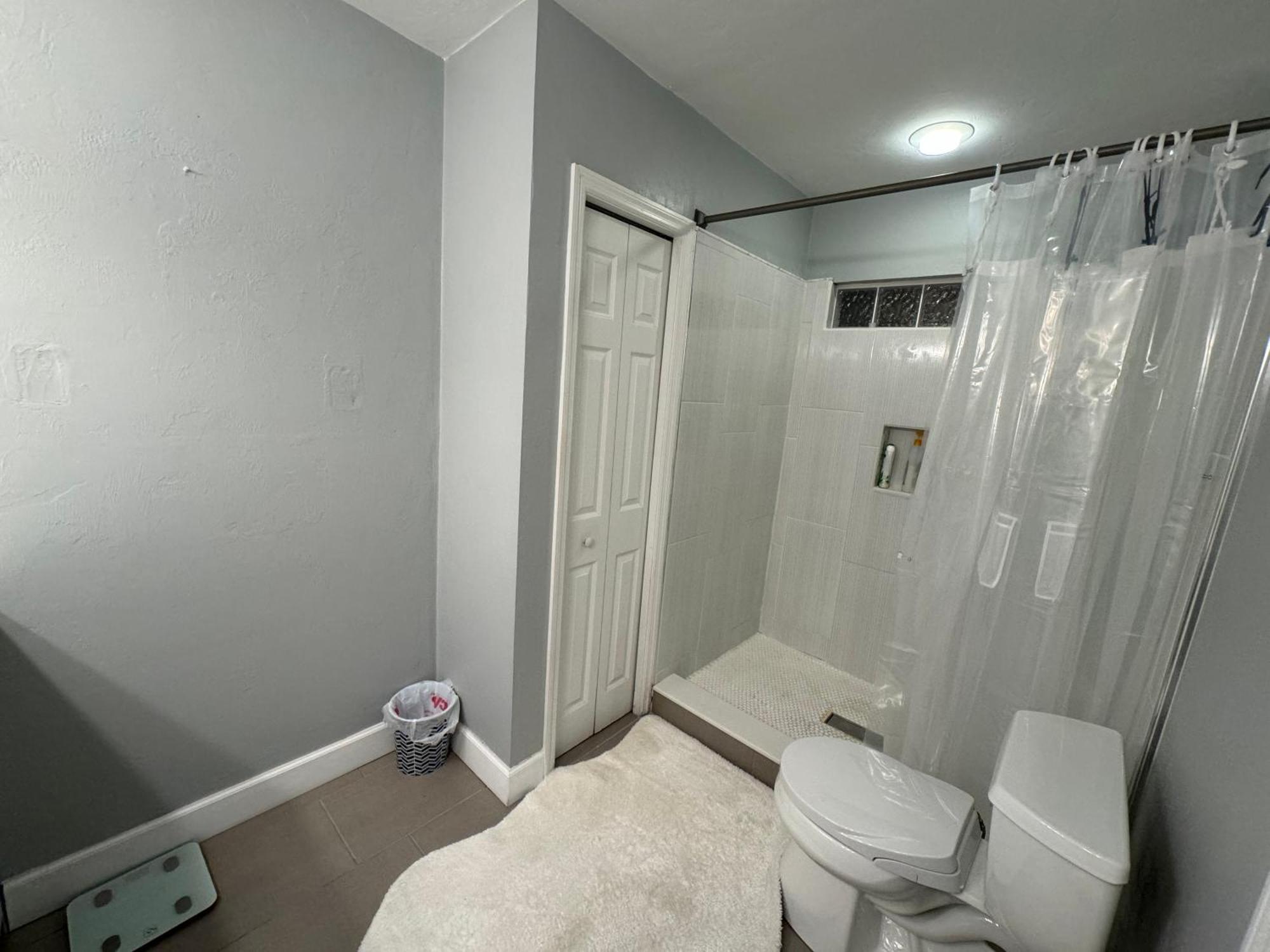 גיינסוויל Spacious Room In A Nice House מראה חיצוני תמונה